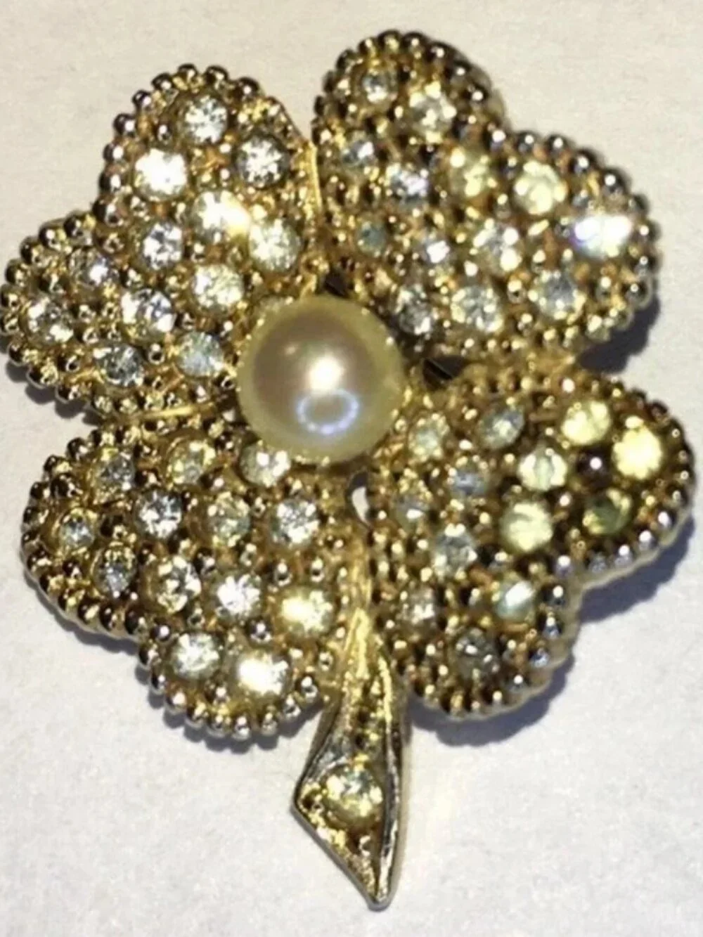 Ciner Vintage 1950s Brooch Flower Seed Pearl & Crystal Beads Gold Signet